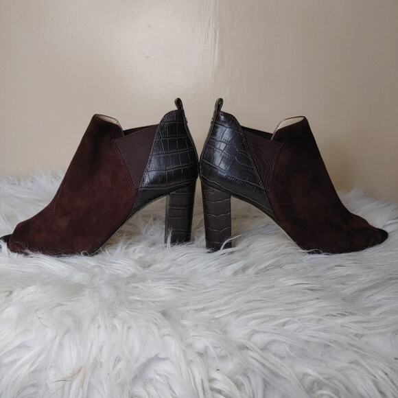 Marc Fisher Leather Size 7 Peep Toe Leather High Heel Snake Print Business Brown - Picture 5 of 10